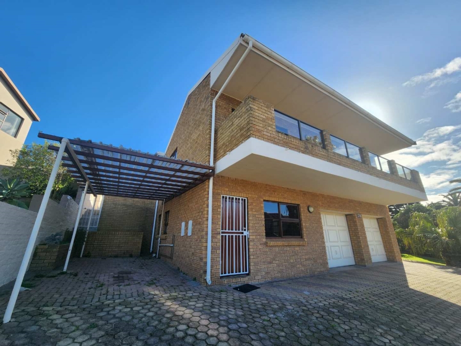 7 Bedroom Property for Sale in Bayview Western Cape